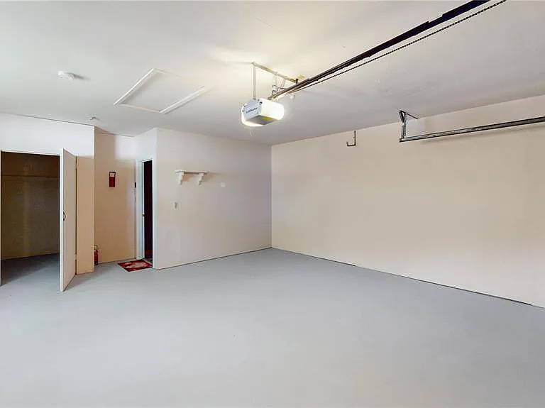 6 Sandwedge Dr — Photo 21