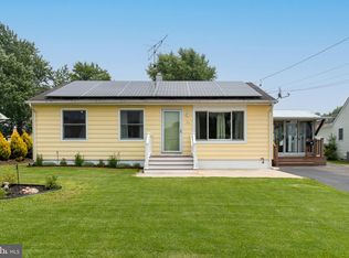 24 Willow Rd, Bordentown, NJ 08505