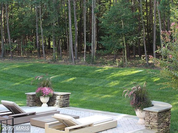 23x19 paved patio