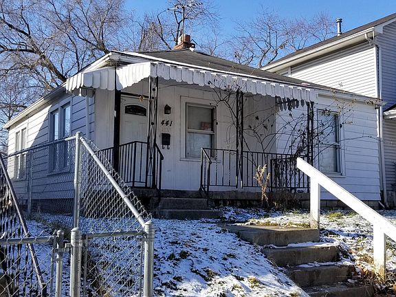 2nd image of 441 Catherine St