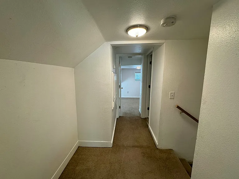 2804 McLeod Rd — Photo 10