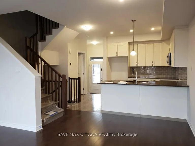 270 Tim Sheehan Pl — Photo 3