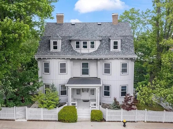 388 Arborway #B, Jamaica Plain, MA 02130