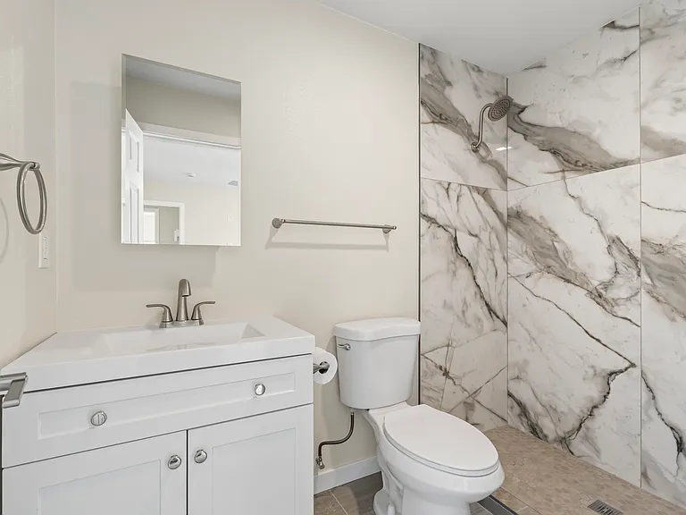 153 Dahlia Ave — Photo 12