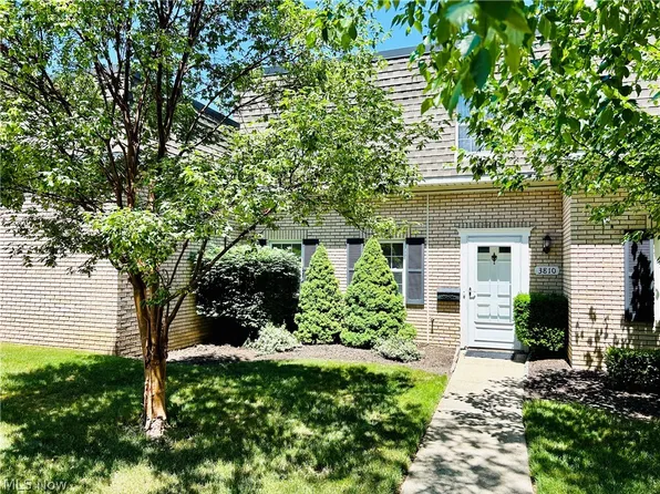 3810 Circlewood Ct, Cleveland, OH 44126