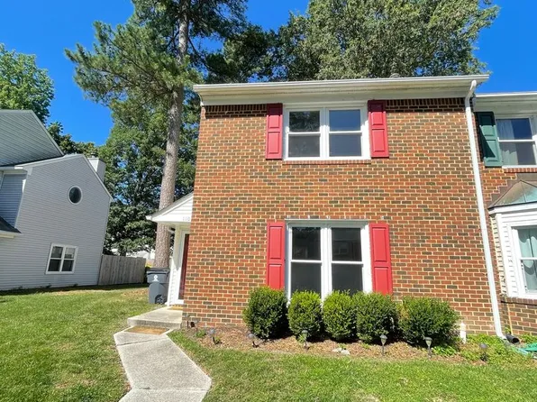 110 Kingsbridge Ln, Yorktown, VA 23692