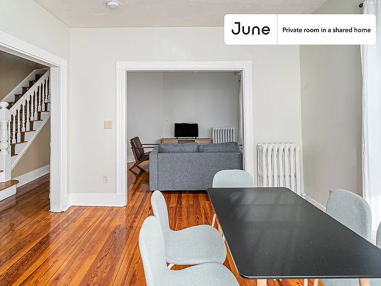 6 Haskell St #C — Photo 12