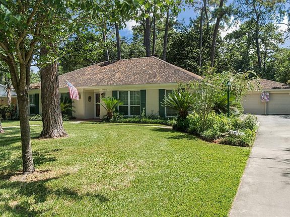 A warm and welcome front or back entrance is what you get with this home!