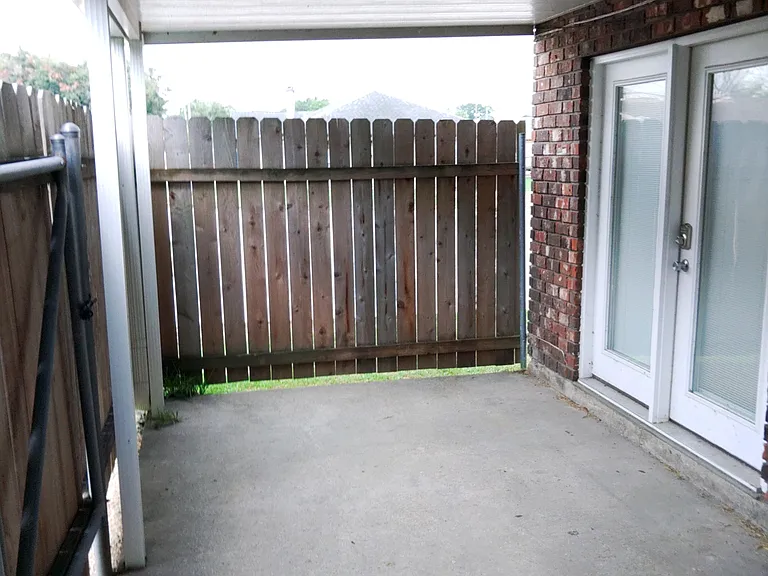 202 Concord St — Photo 3