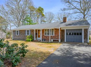 22 Longfellow Drive, Centerville, MA 02632