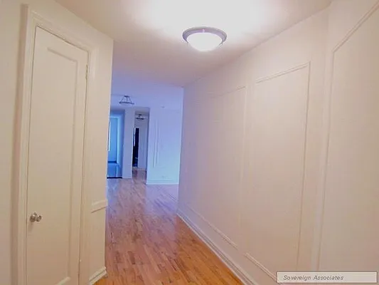 Rented by Sovereign Associates | media 27