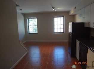 1015 Hollins St APT 1, Baltimore, MD 21223