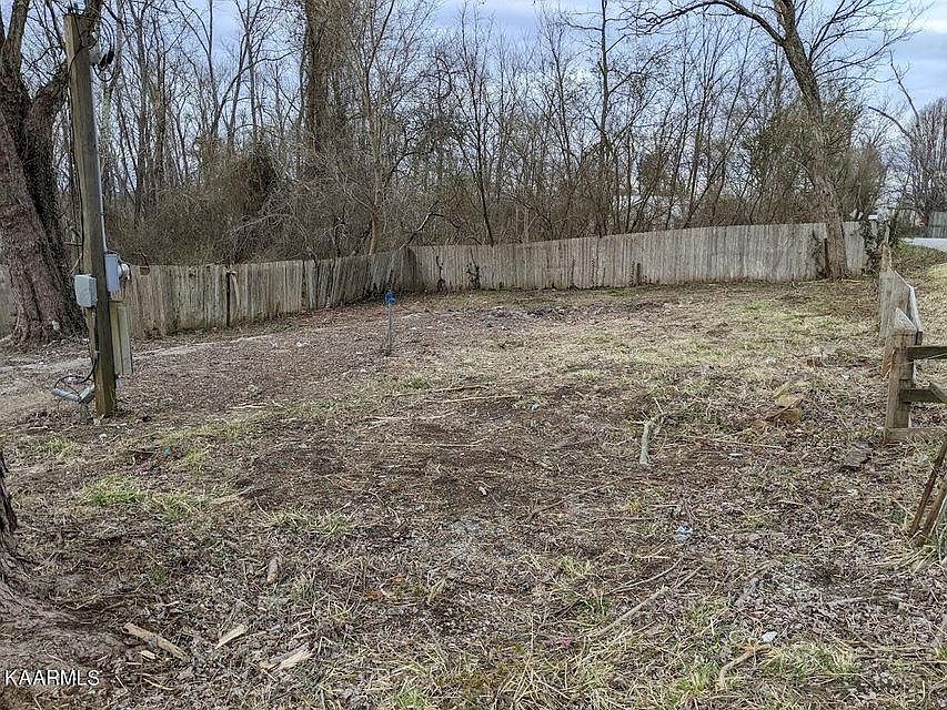 219 Halls St, Jamestown, TN 38556 Zillow