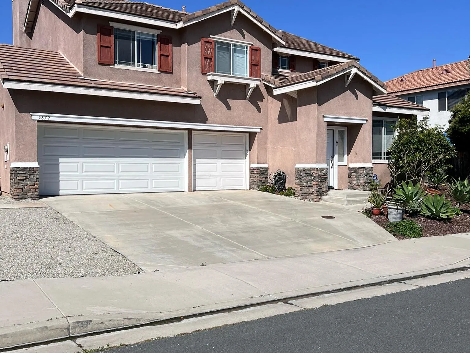 5679 Allendale Dr — Photo 1