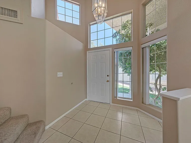 151 Kachina Dr — Photo 3