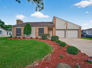 4006 Dover St, Deer Park, TX 77536