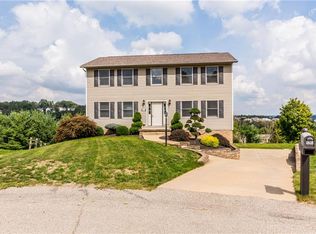 1265 Barnstaple Dr, South Park, PA