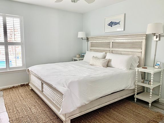 4th image of 1124 Sea Secret St