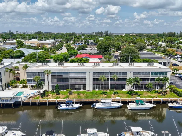 5900 NE 7th Avenue #204n, Boca Raton, FL 33487
