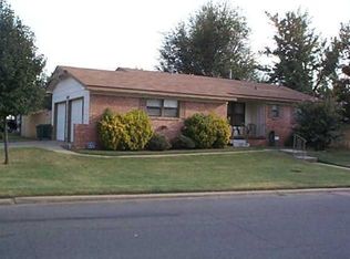 620 W Mitchell Dr, Midwest City, OK 73110