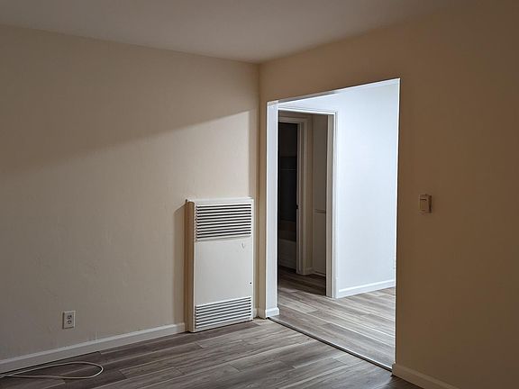 5th image of 49 Granada Ave Unit B