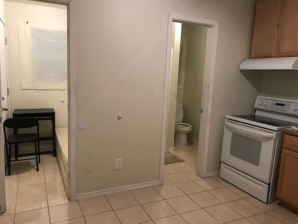 2nd image of 307B S 2nd Ave #1