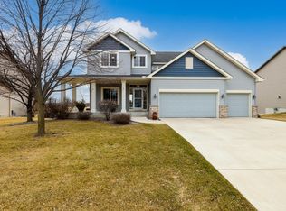 9131 Partridge Rd, Minnetrista, MN 55375