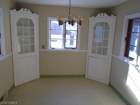 2nd image of 41745 Edison Ct