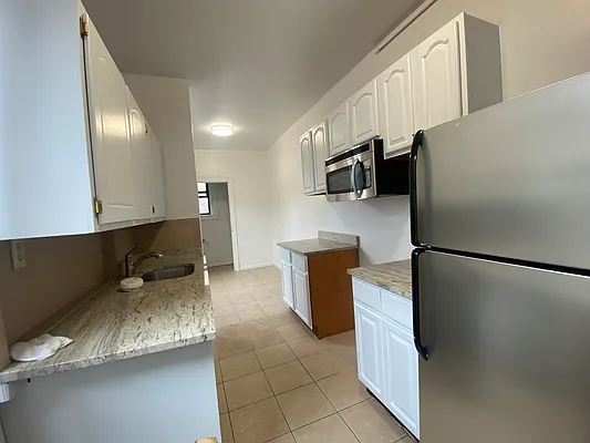 Rented by Hagstrom Management Inc | media 23