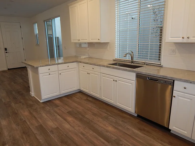 1683 Pena Ln — Photo 7