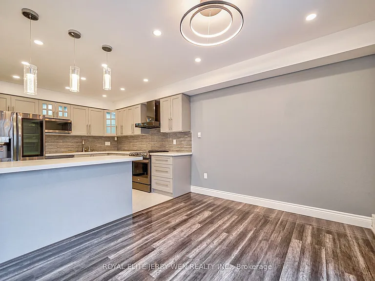 1701 McCowan Rd #302 — Photo 7