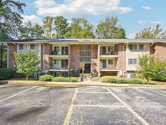 5th image of 880 Glendale Dr #840-A