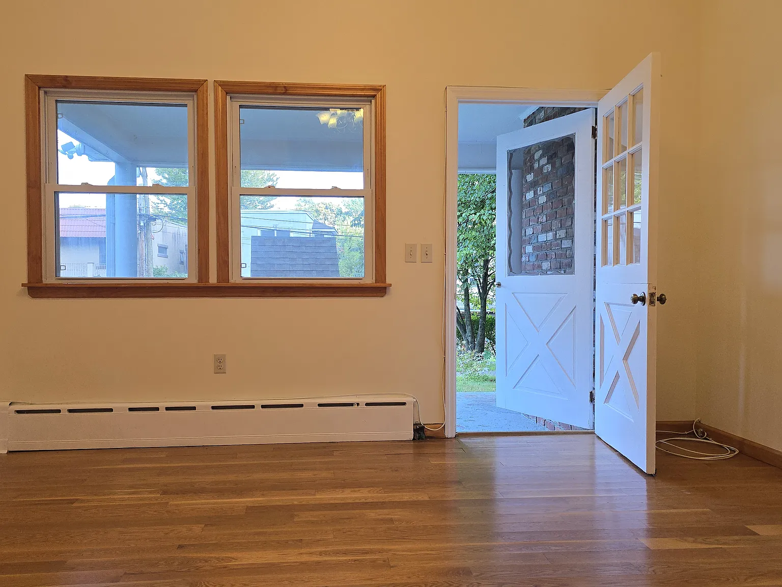 2 bed, 1372 sqft, $3,500 — Photo 3