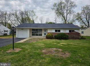 970 Rozel Ave, Southampton, PA 18966