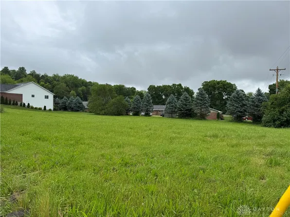 1 Broadhill Pl, Germantown, OH 45327