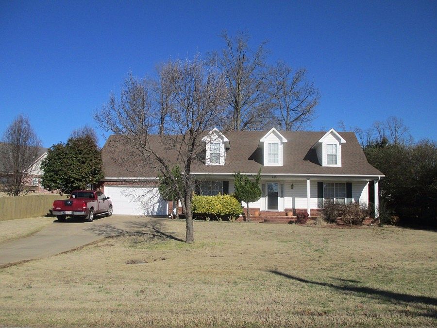 1st image of 288 Williamsburg Dr
