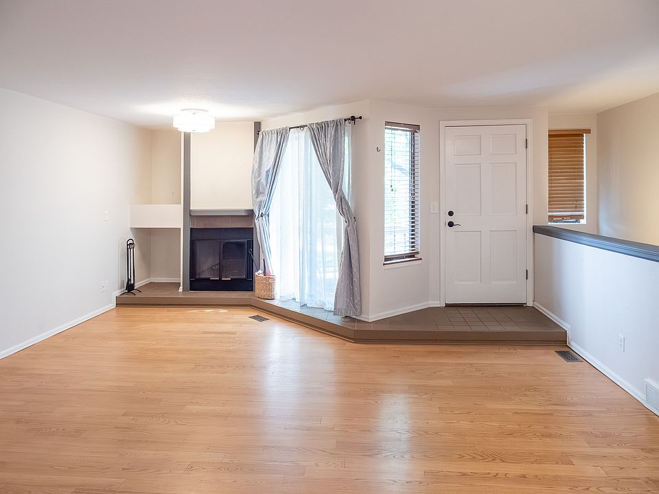 1st image of 5066 Buckingham Rd
