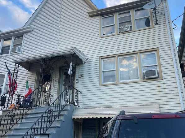612 11th St, Union City, NJ 07087