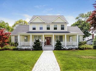 91 Hood Ave, Rumford, RI 02916