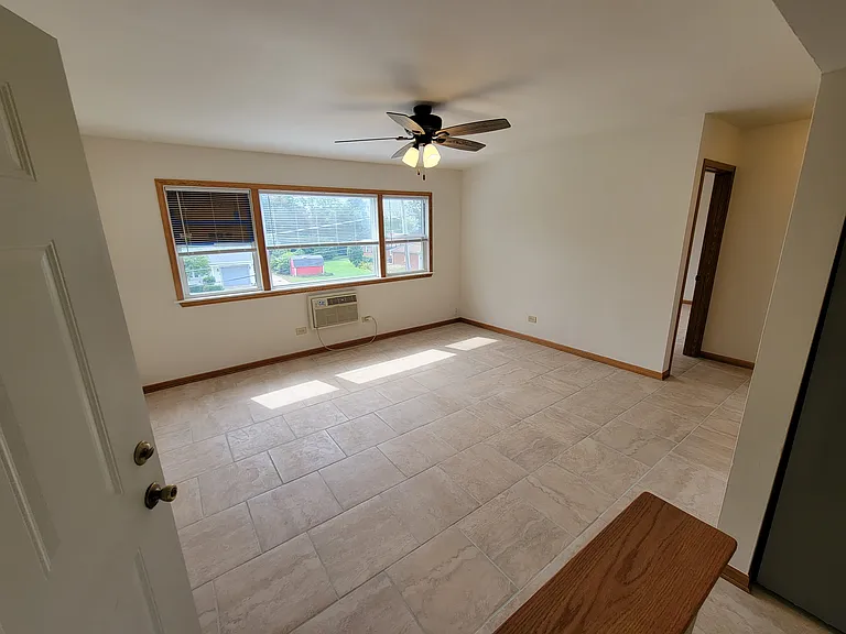 1244 Main St #O — Photo 8