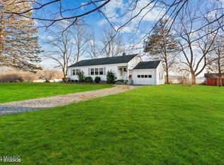 4058 Kaiser Rd, Three Oaks, MI 49128