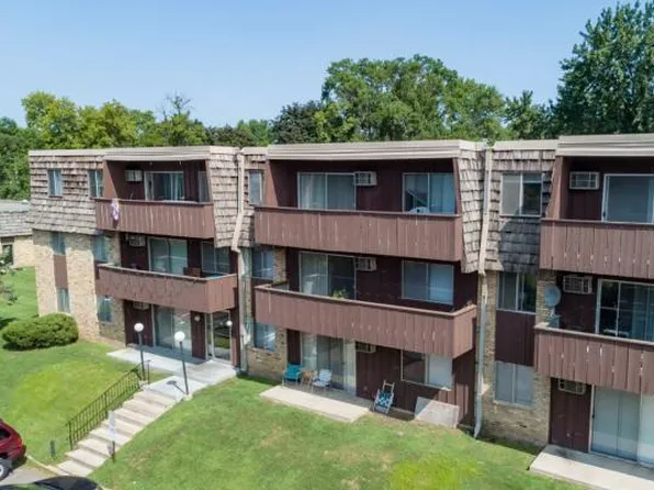 Riviera I, 925 Highway 36 W #8ab7dcf75, Saint Paul, MN 55113