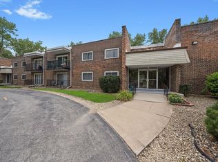 2807 Willow Rd APT 103, Homewood, IL 60430