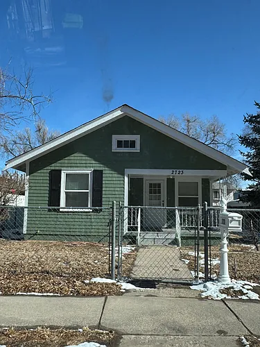 2723 Wood Ave Photo 1