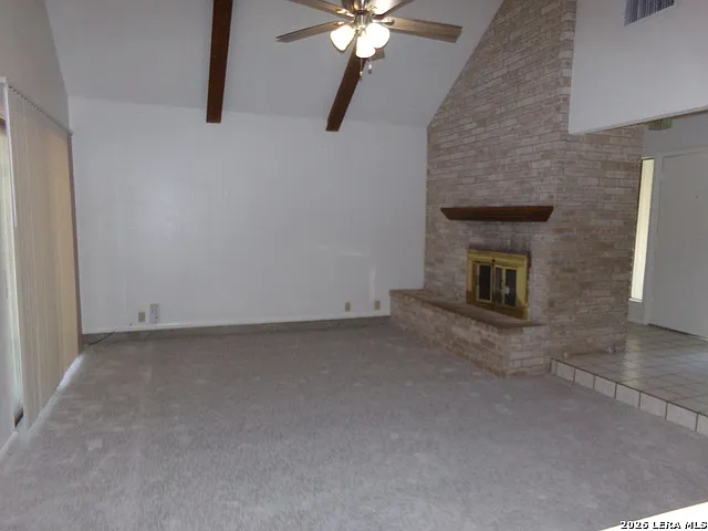 3 bed, 2.0 bath, 1668 sqft, $1,495 — Photo 2