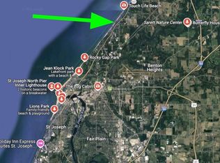 V/l M 63, Benton Harbor, MI 49022