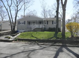 331 Shawnee Dr, Brick, NJ 08724