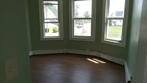 127 Franklin Ave #2 Photo 1