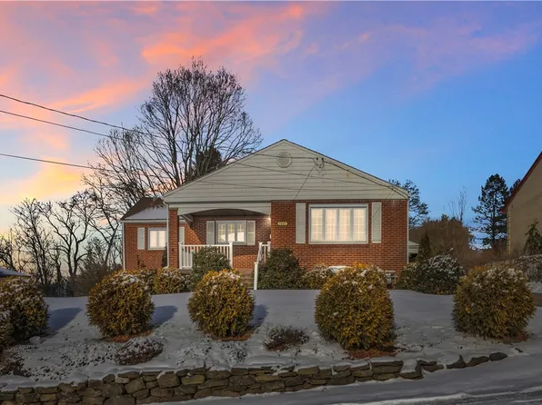 1441 Oakridge Dr, Ambridge, PA 15003