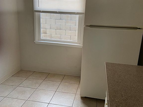 5th image of 737 Vernon Dr #737